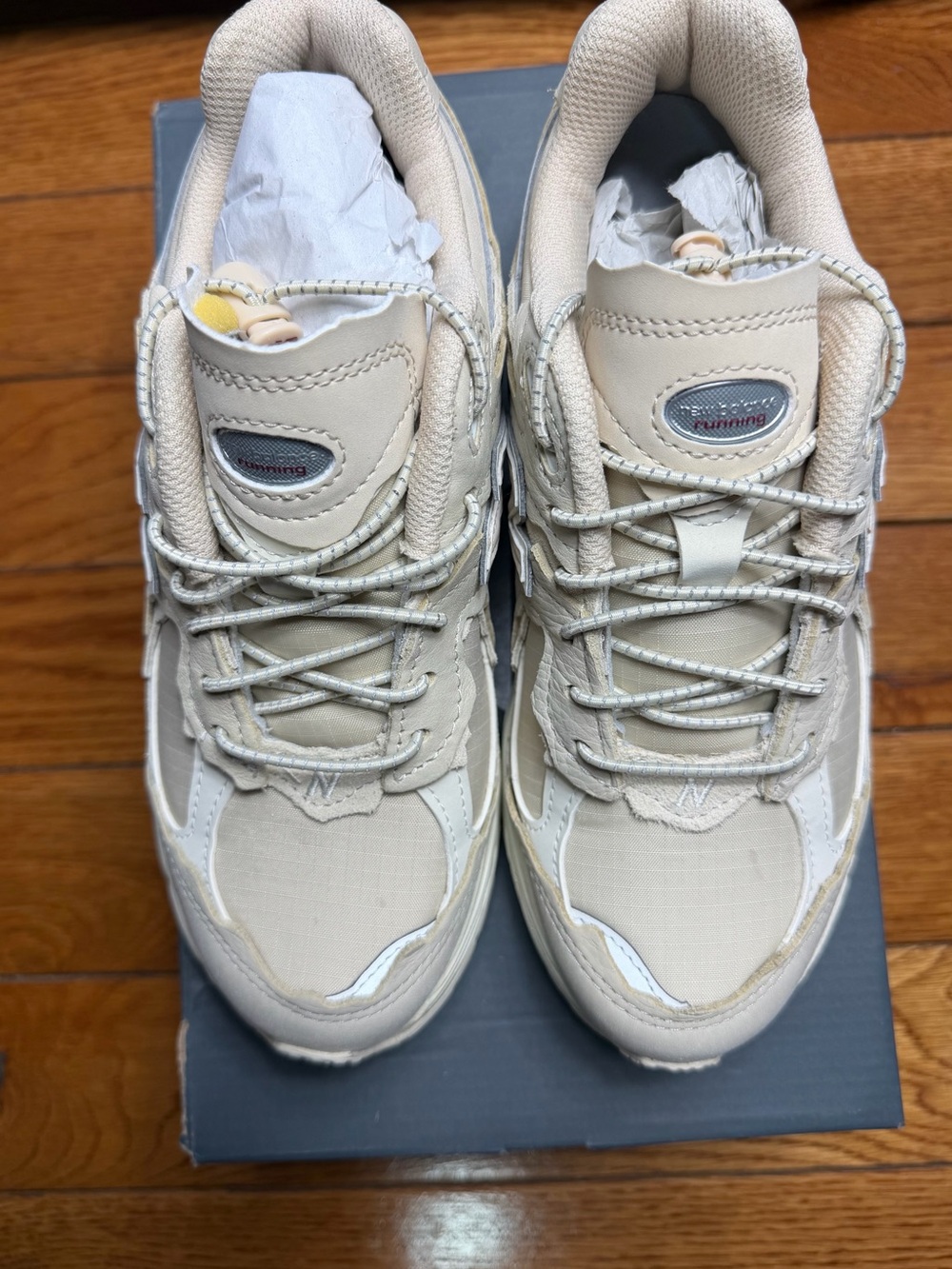 NWB New Balances M2002R Sandstone Sneakers - Size M4 - W5.5